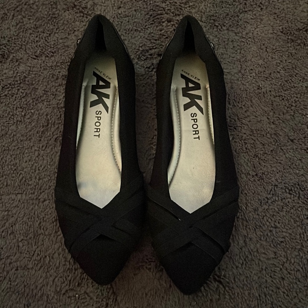 EUC Anne Klein Sport flats